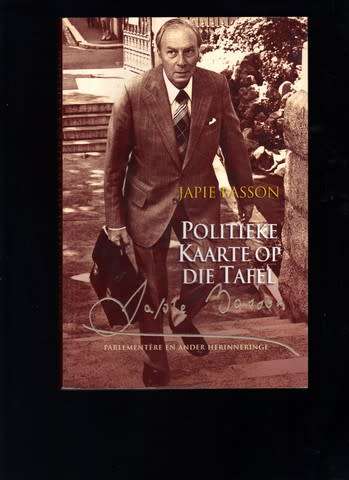 Politieke kaarte op die tafel