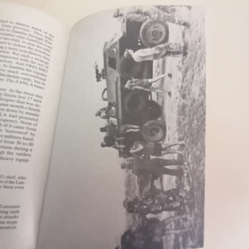 Chimurenga! The war in Rhodesia 1965-1980. Paul Moorcroft/ Peter Mclaughlin