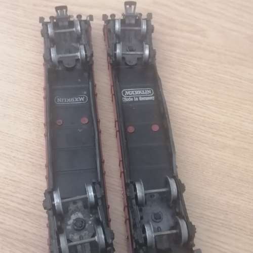 Marklin.: Two long flat wagons