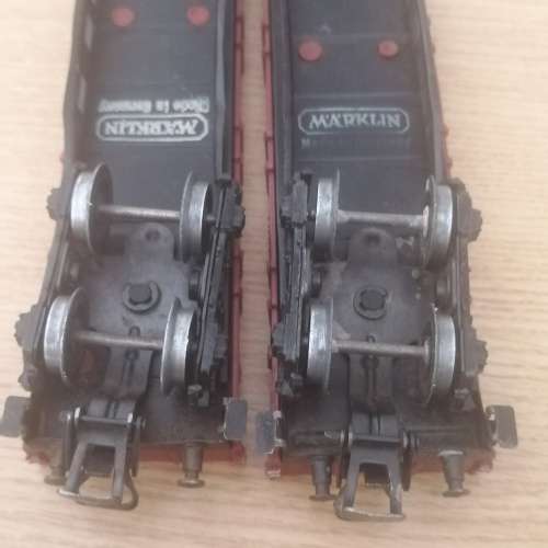 Marklin.: Two long flat wagons