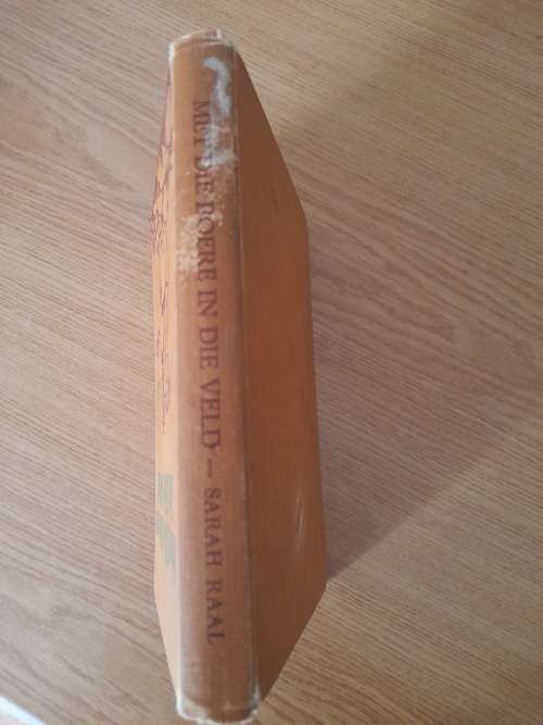 Met die Boere in die veld : Sarah Raal