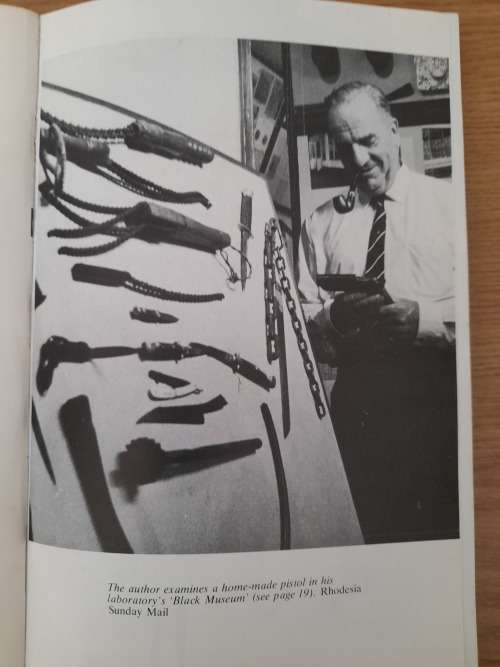 Crime Scientist : John Thompson