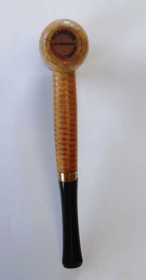 RARE COLLECTABLE (AND LARGE)  MISSOURI MEERSCHAUM GENERAL CORNCOB SMOKING PIPE (CIRCA1940-1950)
