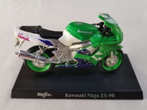 Maisto Kawasaki Ninja ZX-9R