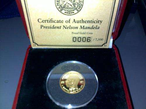 NELSON MANDELA 1/10TH SOLID GOLD NUMBER 0006
