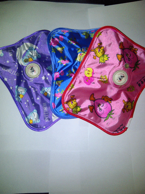 ELECTRIC HOTWATER BOTTLES....HEATS UP IN 5-7 MINUTES