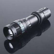 800 Lumen Rechargeable CREE LED Torch with adjustable zoom function