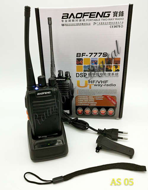 Baofeng Professional Two Way Radio / Walkie Talkie (2 Walkie Talkies)