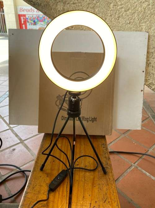 DIMMABLE LED RING LIGHT