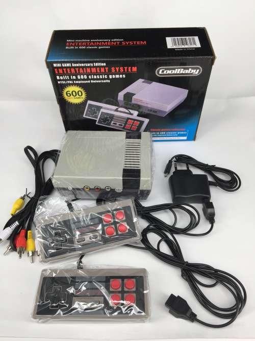 Entertainment System  with 600 classic games