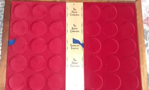 BEAUTIFUL  IMBUIA & YELLOW WOOD COIN CASE