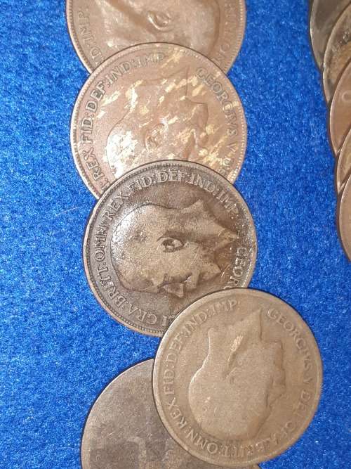 LOT OF 19 AUSTRALIAN ONE PENNY