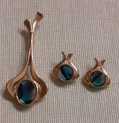 Vintage Abalone Pendant and Earring Set 1960`s