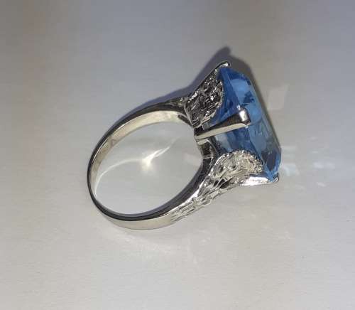Vintage Sterling Silver and Topaz Ring