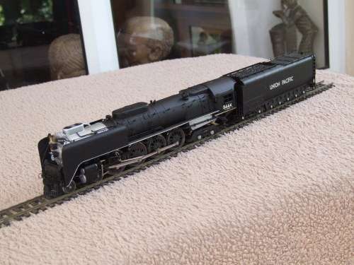Rivarossi HO Scale Union Pacific FEF Class 4-8-4 Locomotive No. 8444