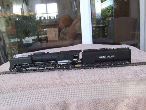 Rivarossi HO Scale Union Pacific FEF Class 4-8-4 Locomotive No. 8444