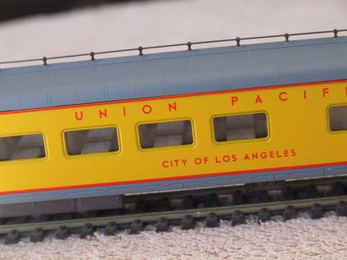 Rivarossi HO Scale: Set of Six Union Pacific Cars