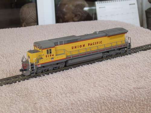 Bachmann Spectrum HO Scale Union Pacific G E Dash 8 - 40C Diesel Locomotives