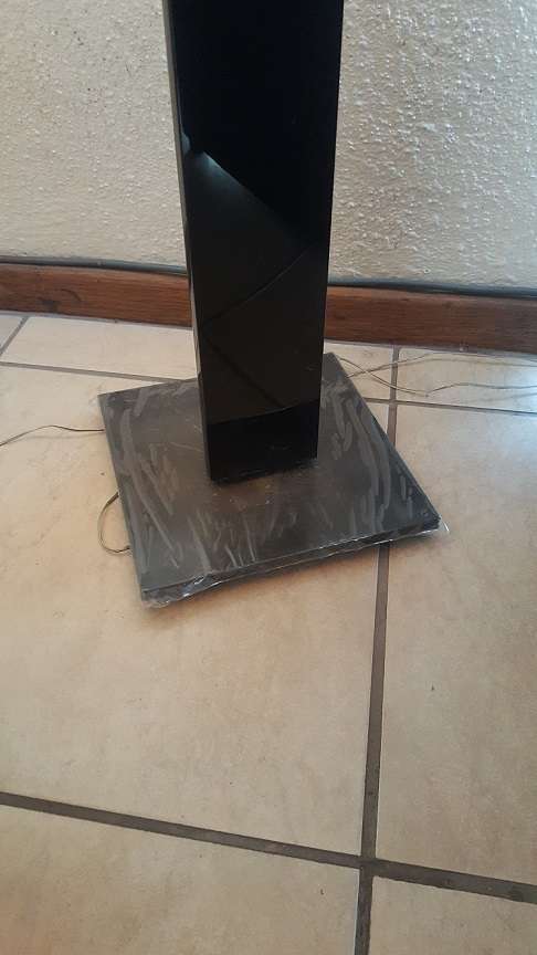 HT-E3550 5.1ch 3D Blu-ray Home Entertainment System - Practically Brand New - Selling At Half Price