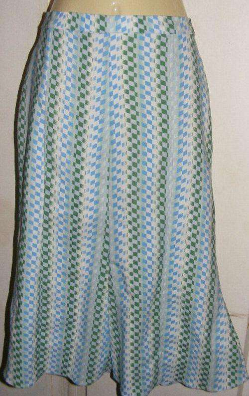 SPECIAL!!!!!!!!! 2 SKIRTS (32 & 34)