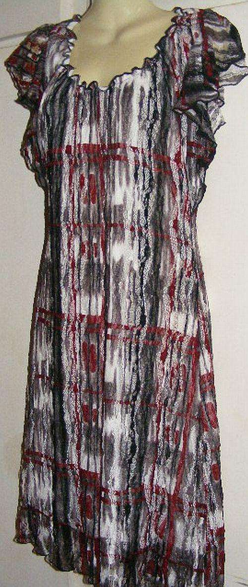 BARGAIN!!!! GORGEOUS LACE TOP/DRESS(12/36)