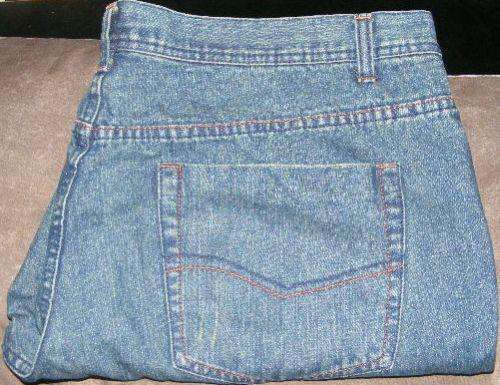 SALE!!!! STRAIGHT LEG LOW RISE JEANS (40)