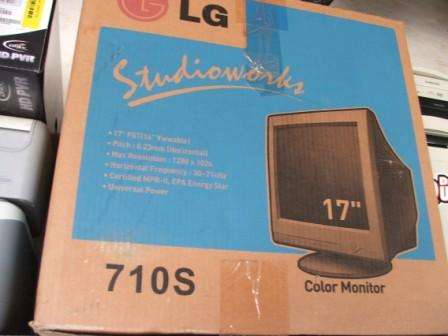 LG Studioworks - 17" Colour Monitor (Price reduced)