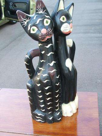 Beautiful statuette of two cats - 40cm high
