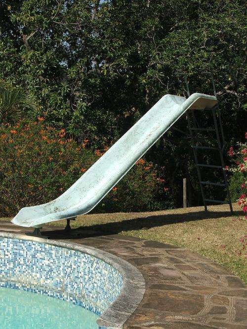 Water slide for swimming pool