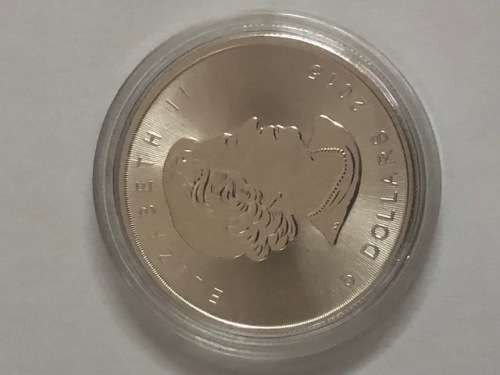 CANADIAN MAPLE LEAF 1 OUNCE COIN 2015 SILVER FINENESS .9999 ENCAPSULATED