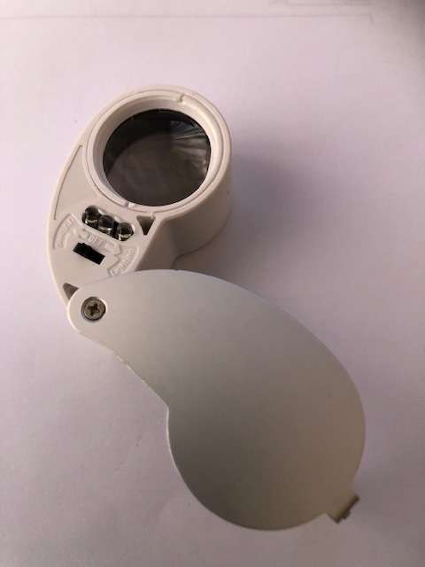 JEWELERS LOUPE MAGNIFIER WITH LED LIGHT