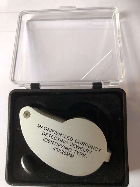 JEWELERS LOUPE MAGNIFIER WITH LED LIGHT