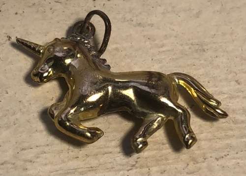 GOLD CHARM FOR BRACELET