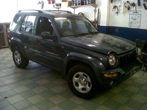 JEEP CHEROKEE 2.5 CRD SPORT. STARTS R1.00. NO RESERVE.