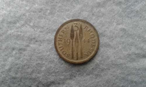 1944 SOUTHERN RHODESIA 3 PENCE