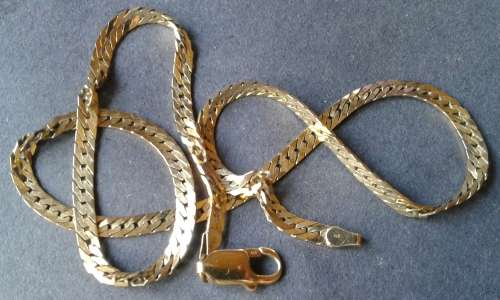 9CT GOLD NECKLACE : 45 CM : GOOD CONDITION