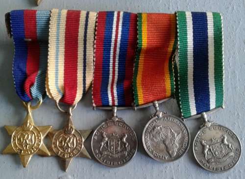 GROUP : WWII & SAP MEDALS