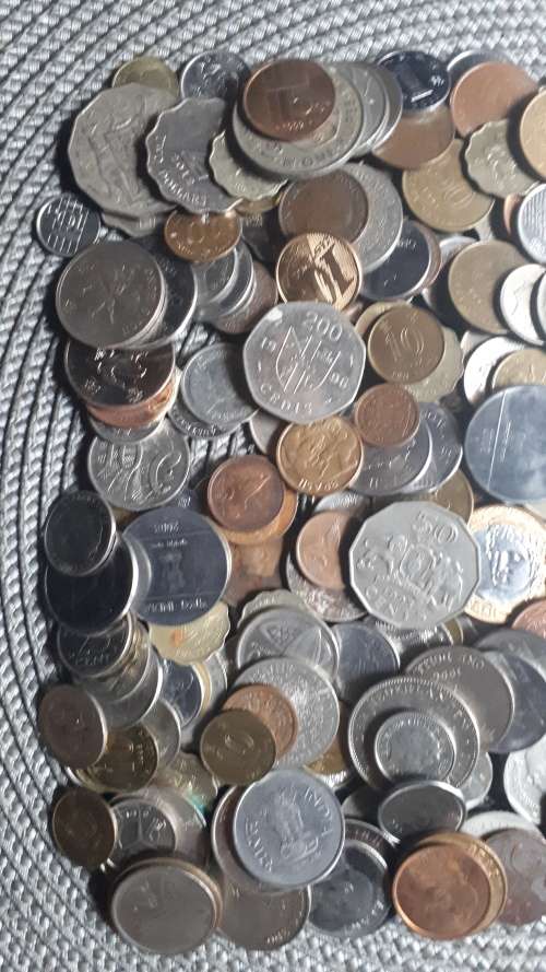 310 X INTERNATIONAL ASSORTMENT LOT : BID PER COIN FOR THE LOT