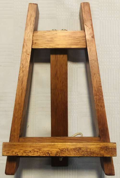 Wooden Mini Art Easel in Excellent Condition