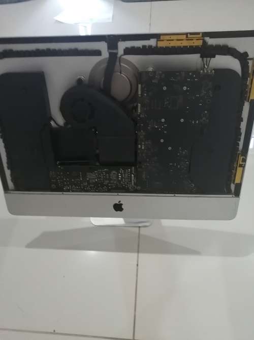 iMac 21.5-Inch `Core i5` 2.7 (Late 2013) ***Repair Center Clearance Sale***
