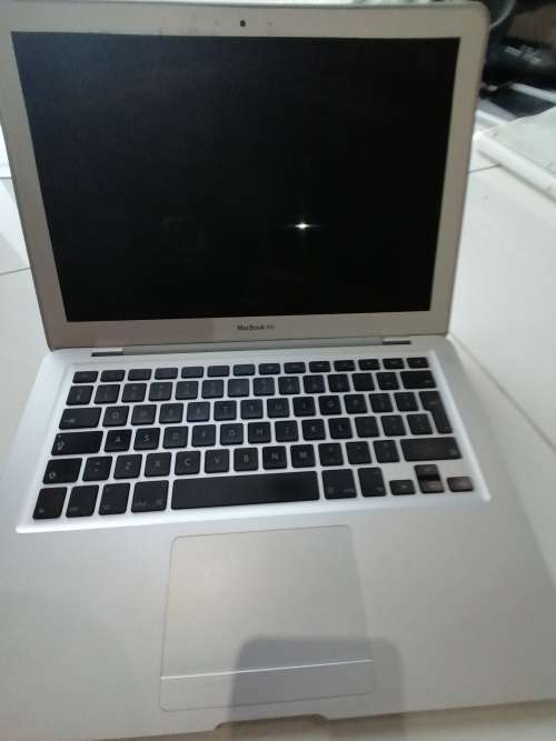 MacBook Pro 13-Inch `Core i5` 2.9 Touch/Late 2016 ***Repair Center Clearance Sale***