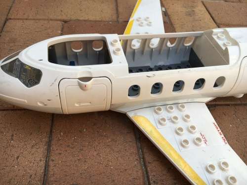 Wow - large Lego airplane per pic