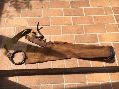 Wow & Unbelievable Vintage Golf Bag - collectors item