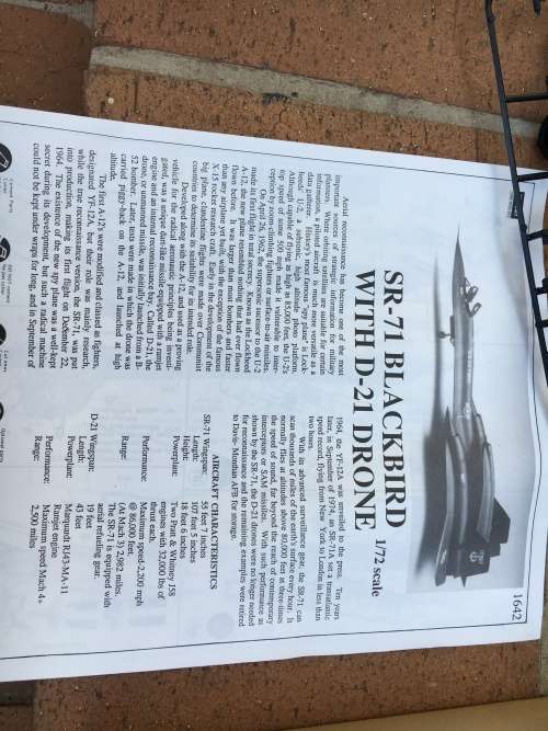 Model aircraft per pic - very cheap