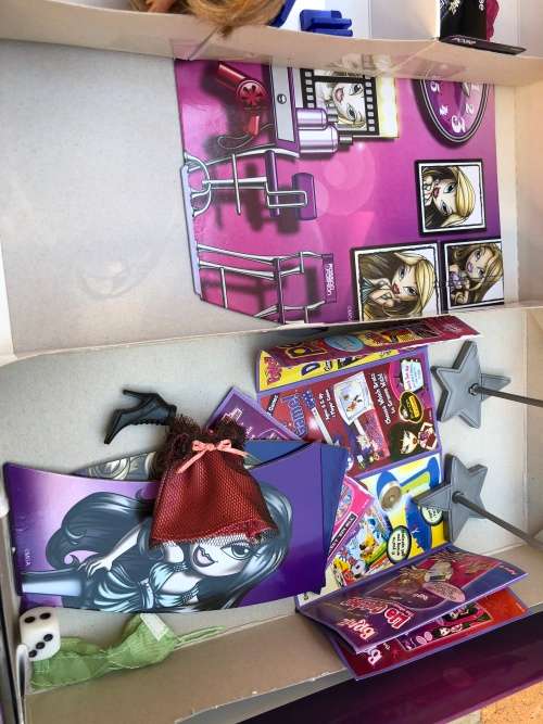 Bratz Fashion Board Game