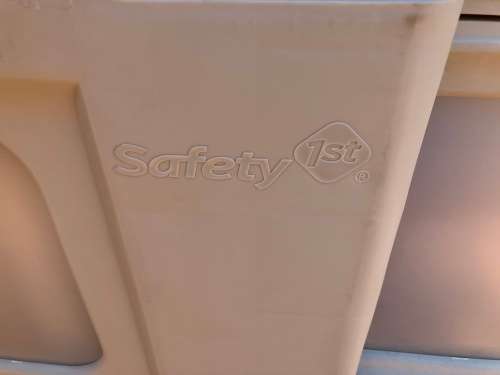 Newish Baby Safety Barrier for staircase or elsewhere to block baby movement