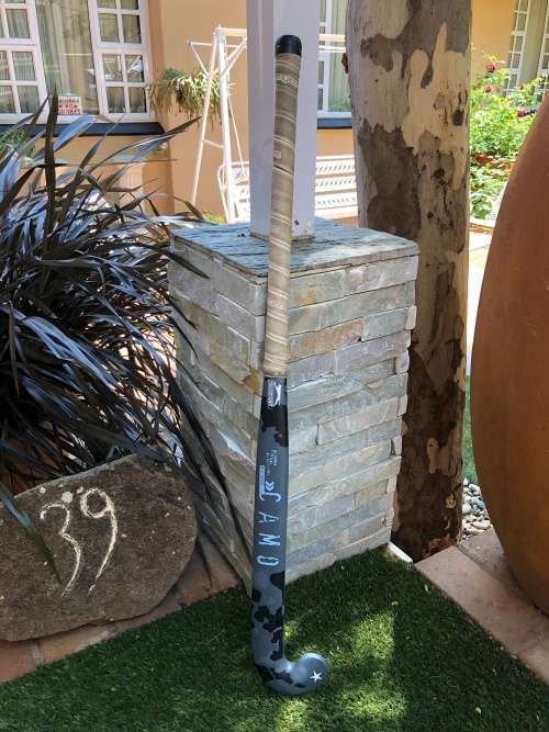 Hockey Stick - Carbon, Kevlar and Glassfibre - Nice and Good Condition