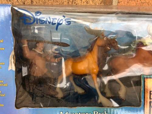 Brand New - Disney Brother Bear collectable set