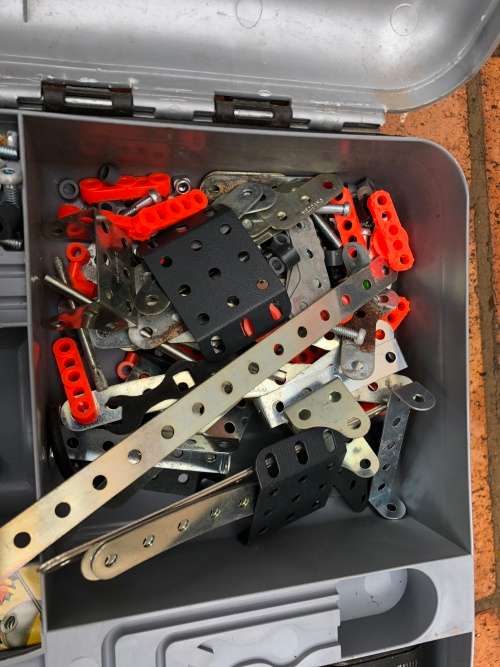 Lovely and large Meccano case with meccano pieces