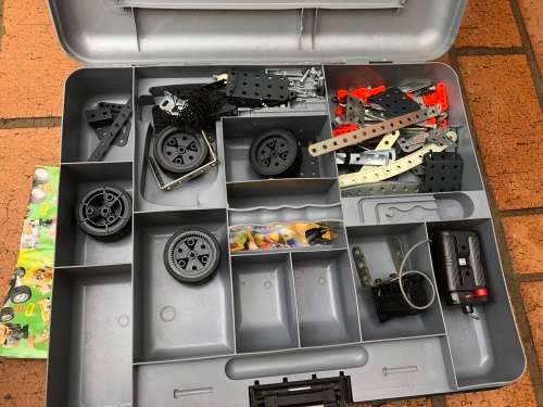 Lovely and large Meccano case with meccano pieces